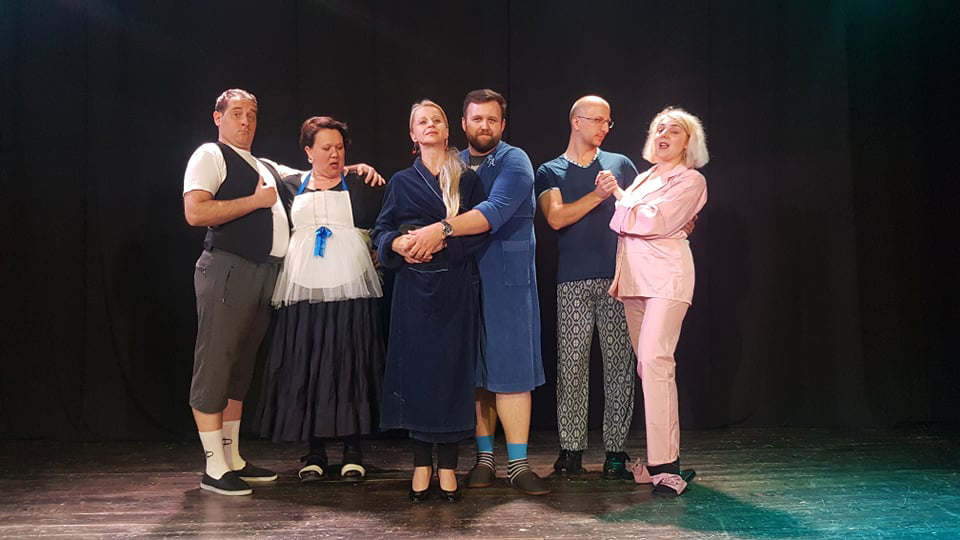 DOBOJ: Predstava „Pidžama za šestero“ večeras u Slobomiru P. Komedija koja osvaja publiku.