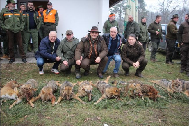 FOTO: Dobojski Info | DOBOJSKI INFO NAJAVLJUJE: Peta "Šakalijada" Lovačkog udruženja „Motajica“