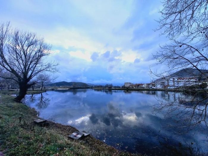 FOTO: Dobojski Info | VRIJEME: I dalje znatno toplije od prosjeka za ovo doba godine