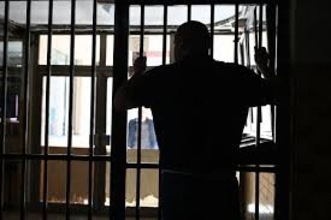 DOBOJ: &quot;Dajem ti tri sekunde ili pucam&quot;. Supružnicima upao u kuću, pucao i tražio 2.000 evra