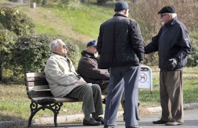 DOBOJ: Penzije od januara veće za 5,5 do 5,7 odsto?