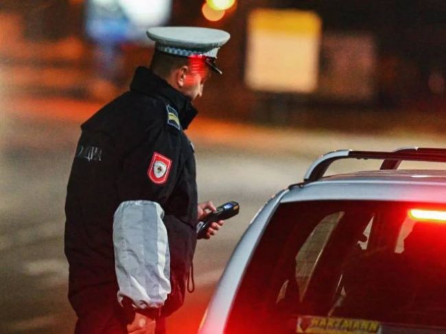 FOTO: Dobojski Info | DOBOJ: Policija kaznila 101 učesnika u saobraćaju zbog alkoholisanosti