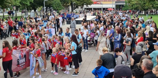 FOTO: Dobojski Info | DOBOJ: Održana "Parada sporta"