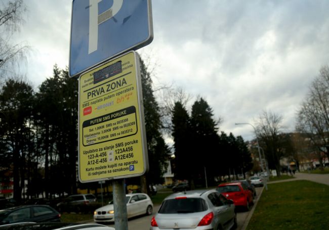 FOTO: FOTO: SINIŠA PAŠALIĆ/RINGIER | Uzimaju harač od naroda, a DUGUJU MILIONE ZA POREZ: Kako posluje Direkcija za razvoj grada Doboj (FOTO)