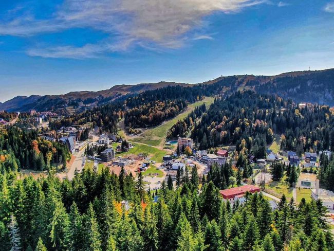 FOTO: Dobojski Info | Elek tražio zemljište vrijedno sto miliona KM da iščupa OC „Jahorina“ iz dubioze