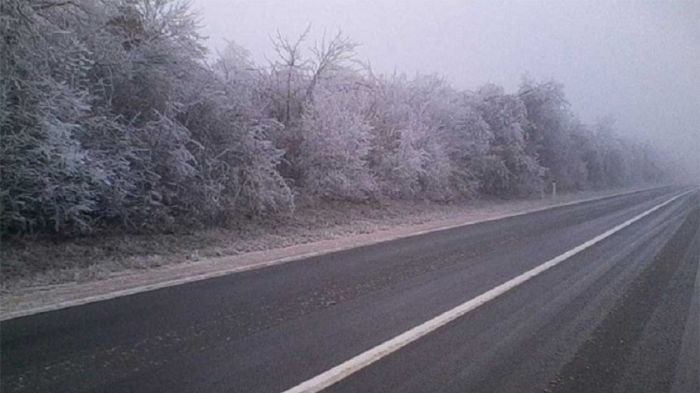 FOTO: Dobojski Info | PUTEVI: Mokri kolovozi, poledica u višim predjelima