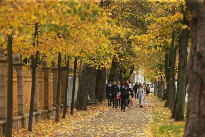 VRIJEME: Pretežno oblačno i toplije