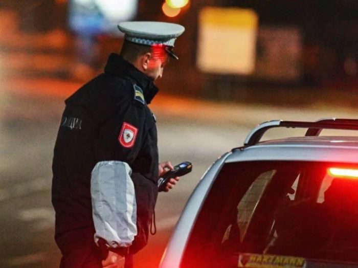 FOTO: Dobojski Info | DOBOJ: Tokom vikenda iz saobraćaja isključeno osam pijanih vozača