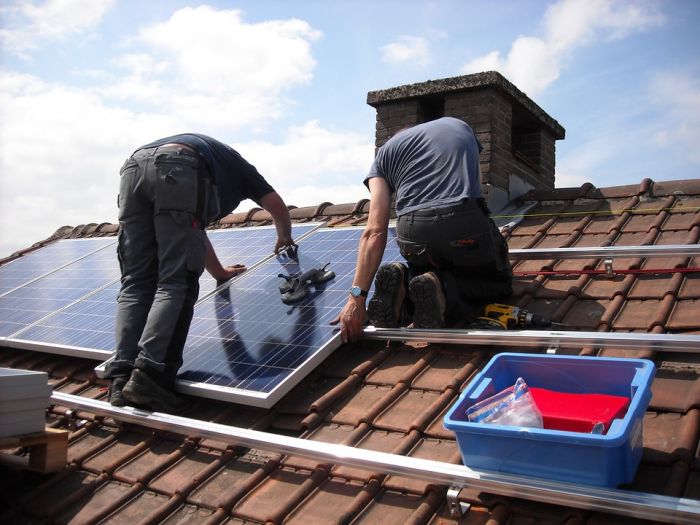 FOTO: Dobojski Info | Samo 5.000 domaćinstava se prijavilo za solarne panele