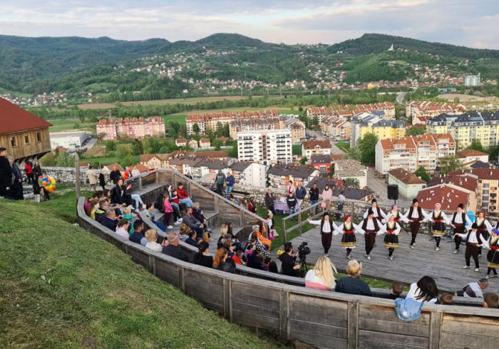 FOTO: Dobojski Info | Jedan je i iz BiH: Objavljena lista 5 gradova koji su nezasluženo zanemareni