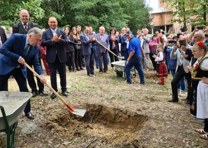 FOTO: Dobojski Info | DOBOJ: U Ritešiću položen kamen temeljac za izgradnju srpsko-ruskog sela