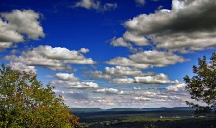 FOTO: Dobojski Info | VRIJEME: Danas promjenljivo oblačno uz sunčane periode