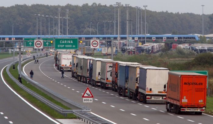 FOTO: Dobojski Info | PUTEVI: Povoljni uslovi za vožnju, na graničnim prelazima nema dužih zadržavanja