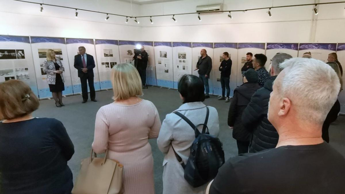 DOBOJ: Otvorena izložba „Život I djelo Nikole Tesle