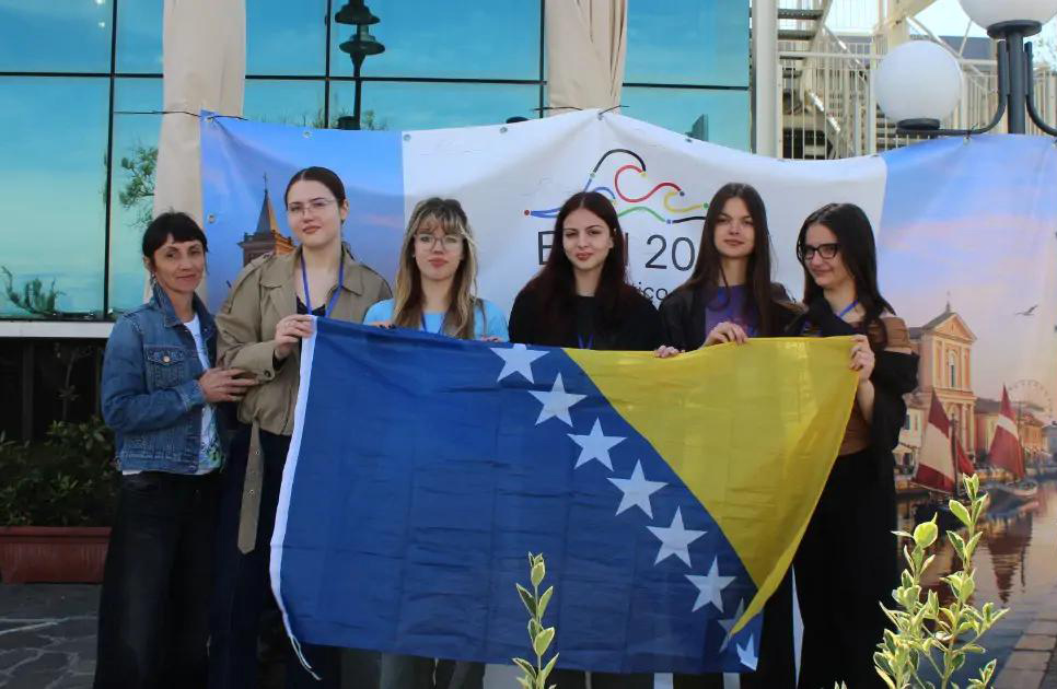 DOBOJ: Mia Subotić donijela veliko priznanje dobojskoj Gimnaziji