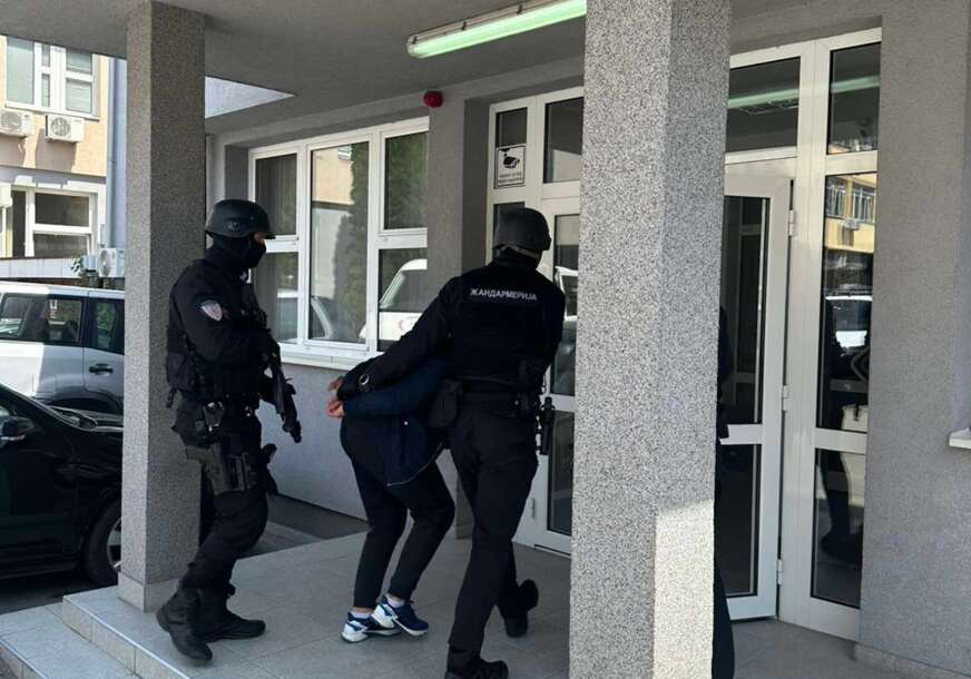 Dobojlija predat u tužilaštvo: Osumnjičen da je PRIJETIO POLICAJCIMA smrću na društvenim mrežama
