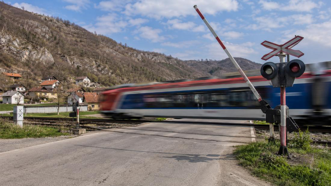 DOBOJ: Pušten za drumski saobraćaj pružni prelaz Kakmuž