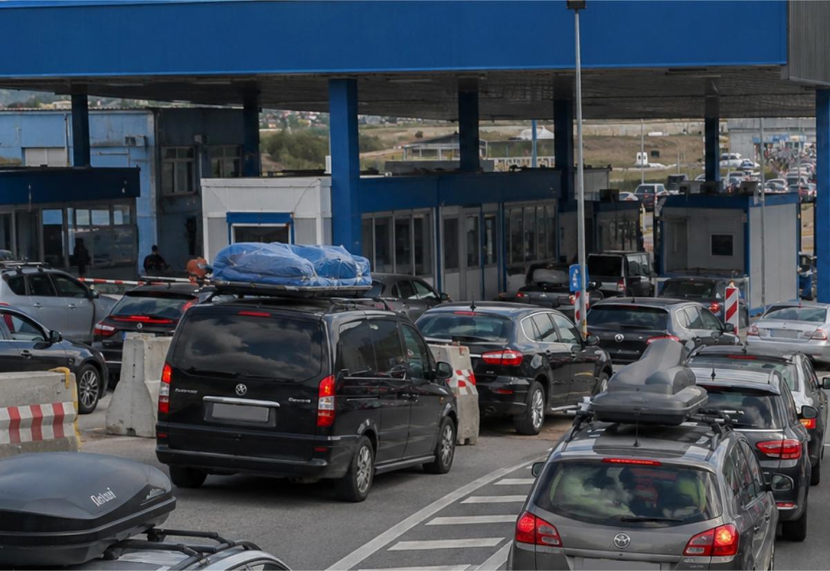 GRANICE: Duge kolone vozila na izlazu iz BiH na više prelaza