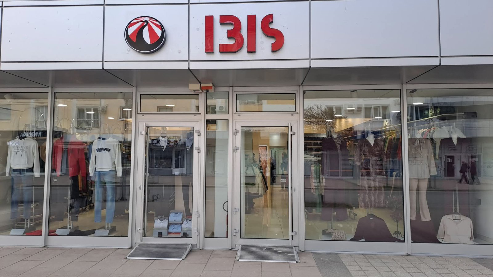 OGLAS ZA POSAO: Butik IBIS zapošljava radnicu u prodaji
