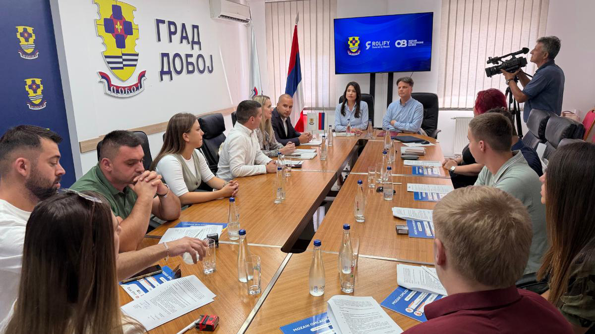 DOBOJ: 64.000 KM za osam mikrobiznisa mladih