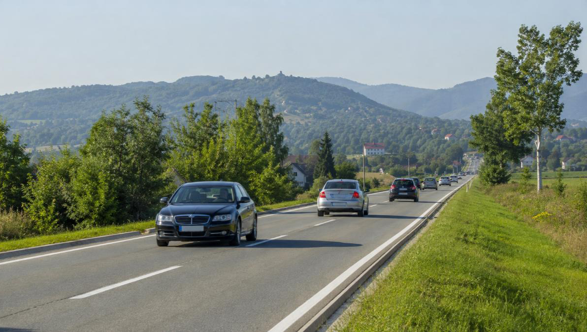 PUTEVI: Većina puteva prohodna, mogući zastoji i kraća čekanja