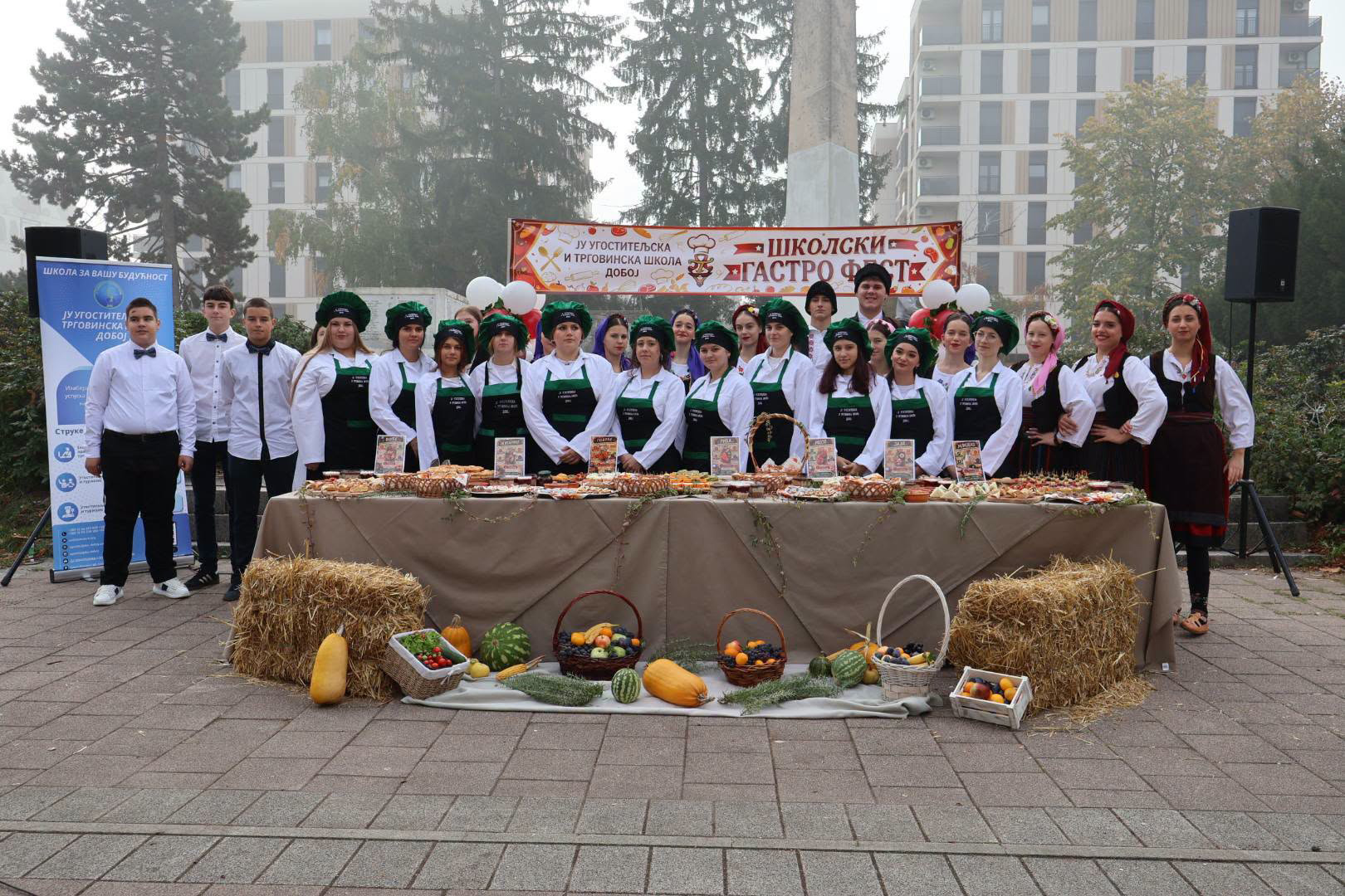 (FOTO) DOBOJ: Mladi kulinari pokazali znanje na školskom gastrofestu