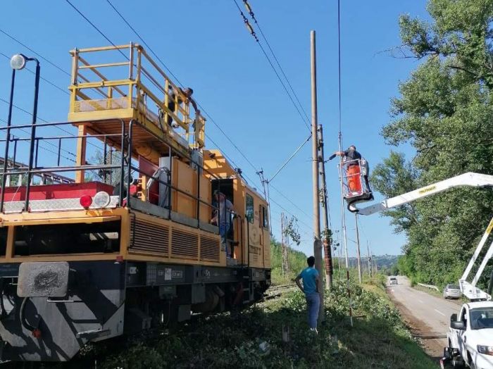 FOTO: Dobojski Info | DOBOJ: Uspostavljen redovan saobraćaj elektro vučom na tri dionice