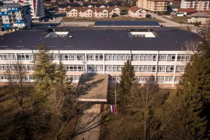 DOBOJ: Pored deficitarnih zanimanja, Saobraćajna i elektrotehnička škola nudi učenicima izuzetnu praksu
