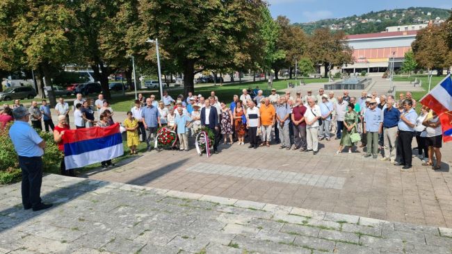 FOTO: Dobojski Info | DOBOJ: Obilježene 82 godine od ustanka u Drugom svjetskom ratu 